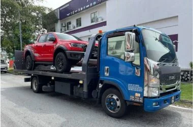 Tow Truck / Tunda Kenderaan